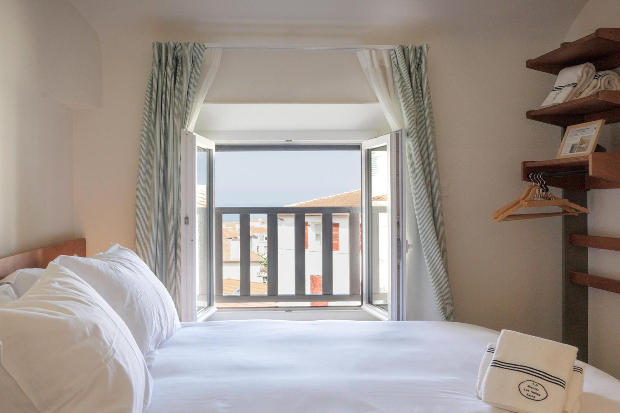 Alfred Hotels Les Halles Biarritz Exteriör bild